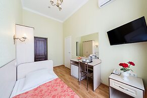 Tonika Hotel