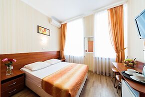 Tonika Hotel