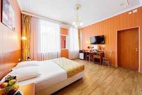 Tonika Hotel