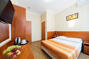 Tonika Hotel