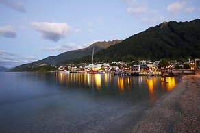 Queenstown House