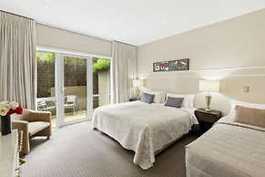 Queenstown House