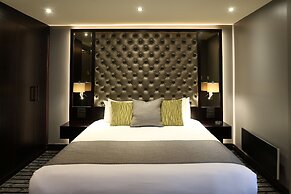 Mondo Hotel