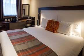 Mondo Hotel