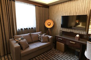 Mondo Hotel