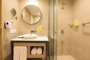 Lemon Tree Hotel Chinchwad Pune
