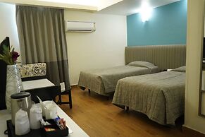 Diplomat Hotel