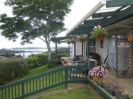 Cook's Lookout Motel