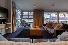 Marina Apartments Element Escapes