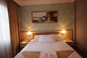 Sultans Royal Hotel