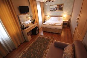 Sultans Royal Hotel