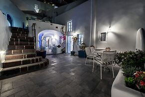 Aris Caves