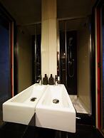 Nerva Accommodation