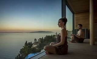 Grand Hotel Adriatic II