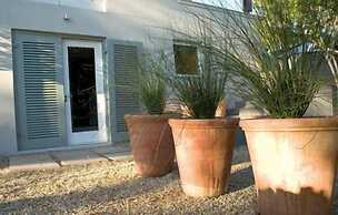Four Rosmead