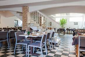 Hôtel Le Petit Manoir Provence