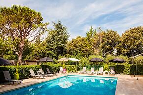 Hôtel Le Petit Manoir Provence