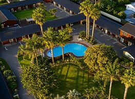 Teal Motor Lodge