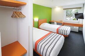 City Express Junior by Marriott Toluca Aeropuerto