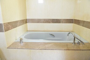 Hallmark Express Hotel