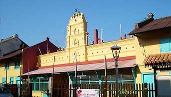 Hallmark Express Hotel