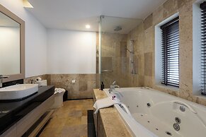 Phunawa Resort