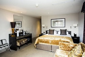 Hogarths Hotel
