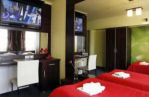 Sunny Hotel