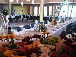 Sunny Hotel