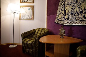 Hotel Fifth Corner