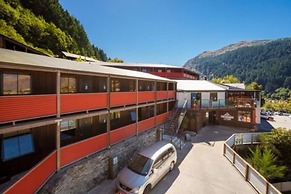 Reavers Lodge