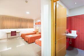 Albergue Inturjoven Sevilla - Hostel