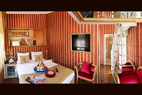 Sultan Tughra Hotel - Special Class
