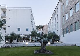 Albergue Inturjoven & Jaen - Hostel