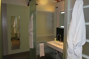 Salty Monk Hotel