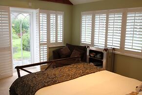 Salty Monk Hotel