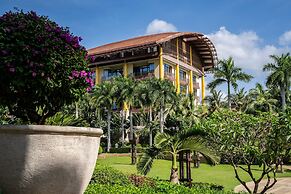 The St. Regis Sanya Yalong Bay Resort