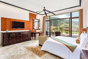 The St. Regis Sanya Yalong Bay Resort