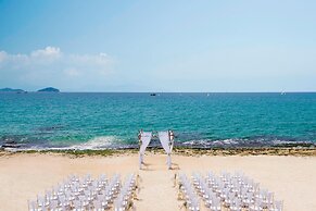 The St. Regis Sanya Yalong Bay Resort