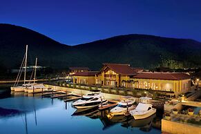 The St. Regis Sanya Yalong Bay Resort
