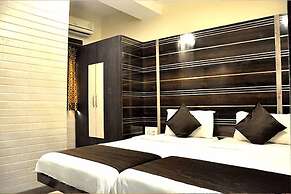 Apple Suites
