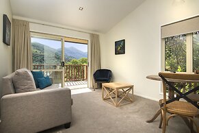 Punga Cove Resort
