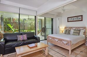 Julians Apartments