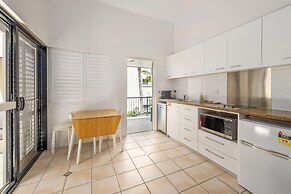 Julians Apartments