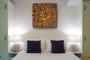 Julians Apartments