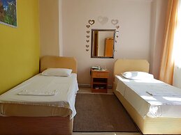 Yali Otel