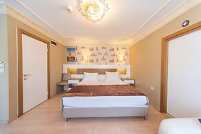Taya Hatun Hotel