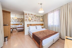 Taya Hatun Hotel