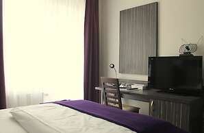 Hotel Famosa