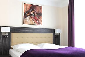 Hotel Famosa